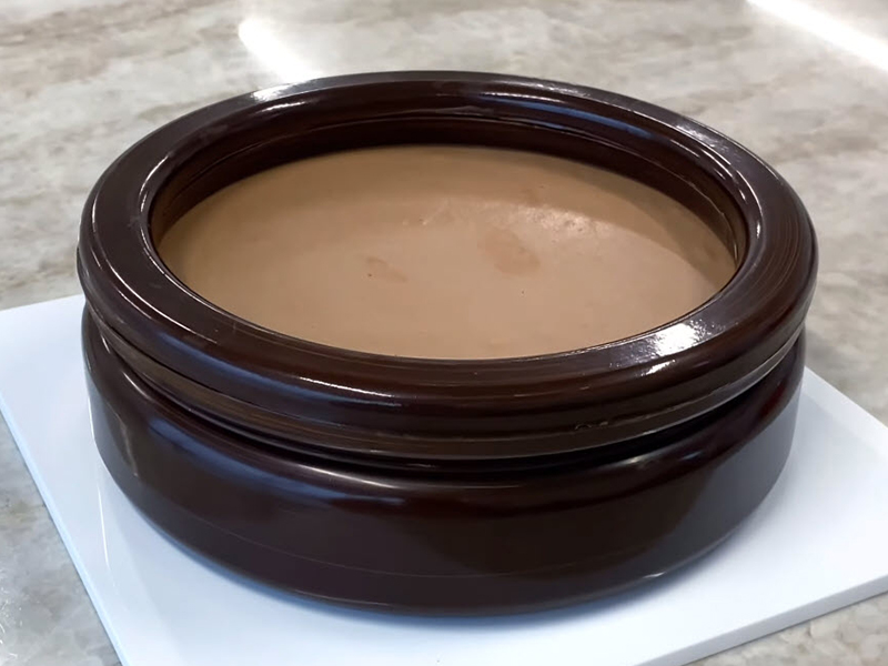 Make-roulette-chocolate-by-formbox-vacuum-forming