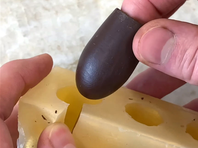 Make-roulette-chocolate-by-formbox-vacuum-forming